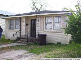 927 Elizabeth St, Donaldsonville, LA 70346