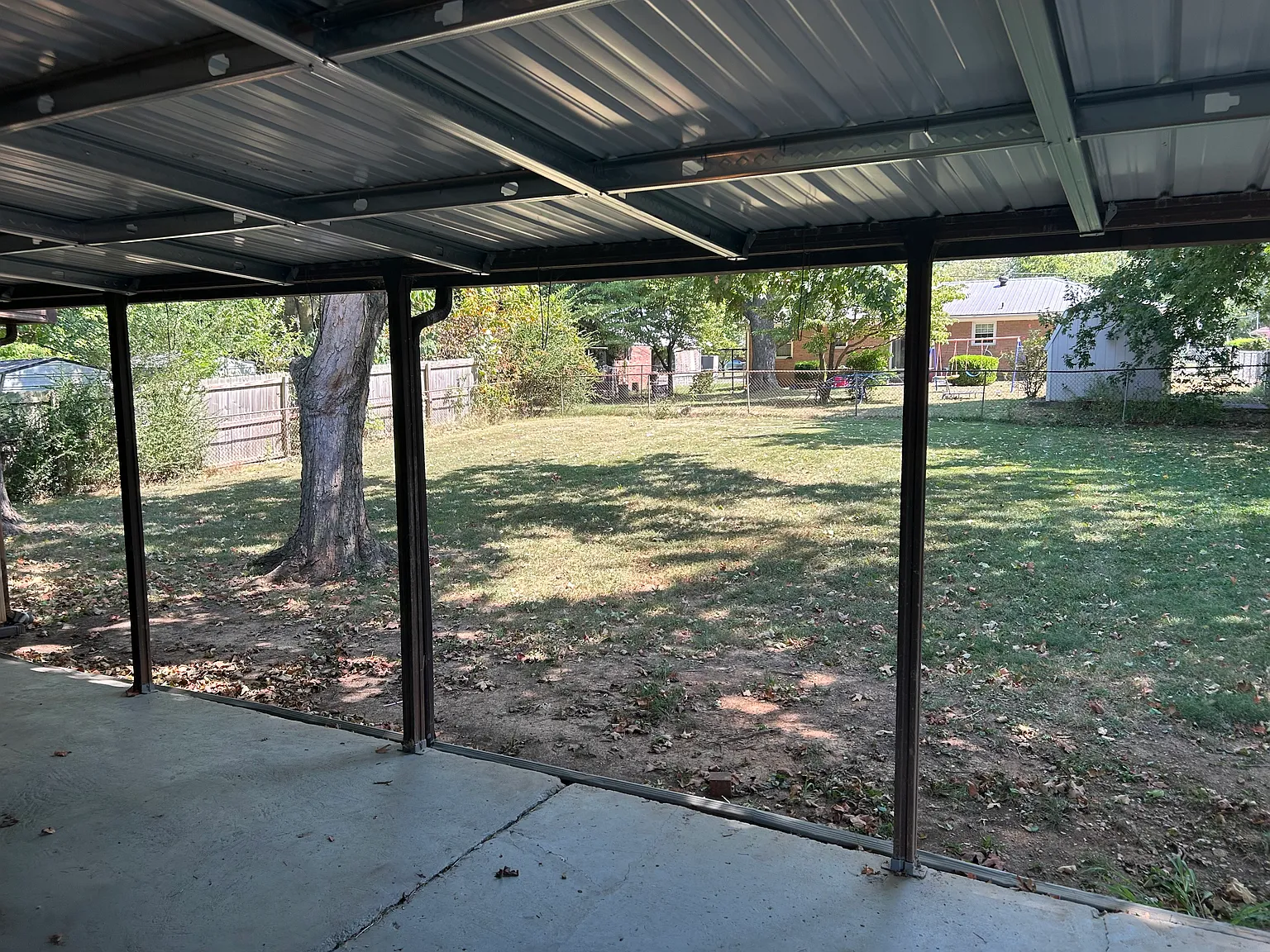 3 bed, 1.5 bath, 1316 sqft, $1,400 — Photo 4