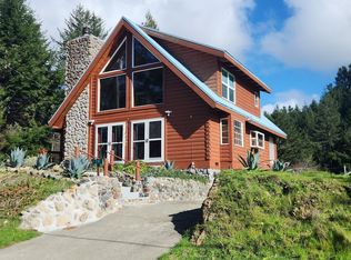 79 Ridge Rd, Whitethorn, CA 95589