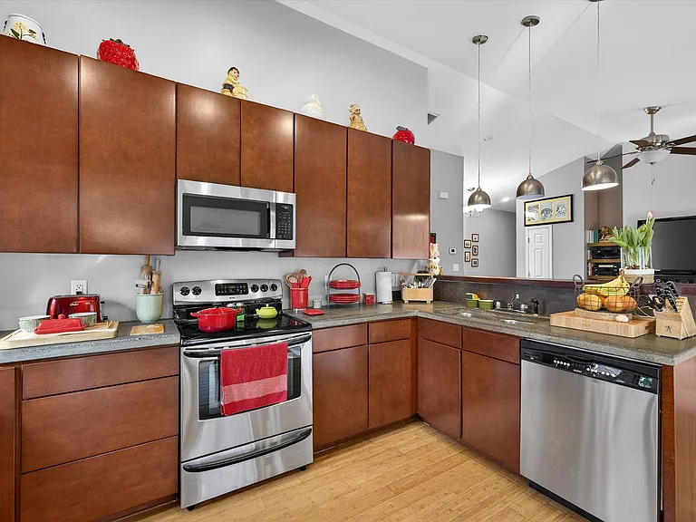 5304 E State Road 46 — Photo 14