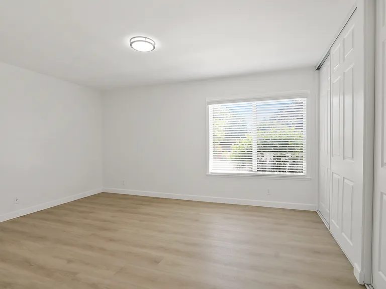 2806 Montellano Ave — Photo 12
