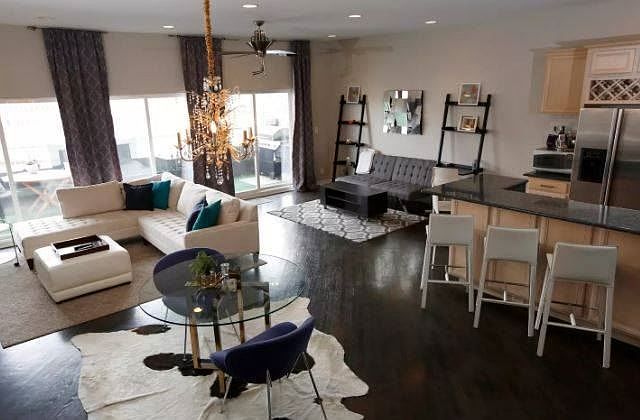 1st image of 1012 N Milwaukee Ave #3C