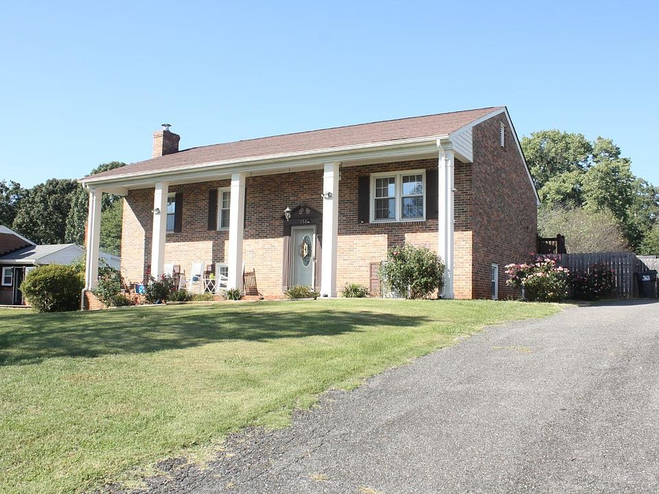 1st image of 156 Crestwood Dr