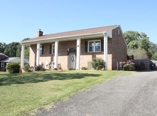 156 Crestwood Dr, Madison Heights, VA 24572