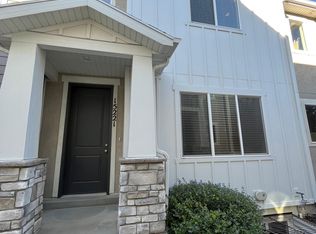 15221 S Reins Way, Bluffdale, UT 84065
