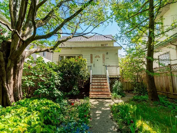 2720 W 24th Ave, Vancouver, BC V6L 1R1