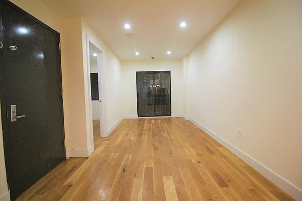 Rented by OCTAN REALTY MANAGEMENT LLC | media 22