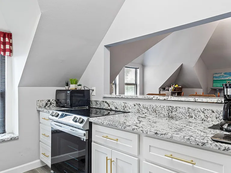 4330 W Pine Blvd #3 — Photo 9