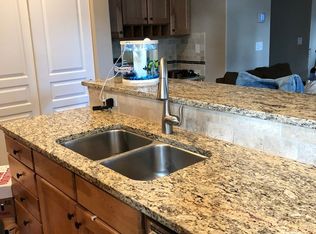 432 N Village Meadows Rd, Sisters, OR 97759