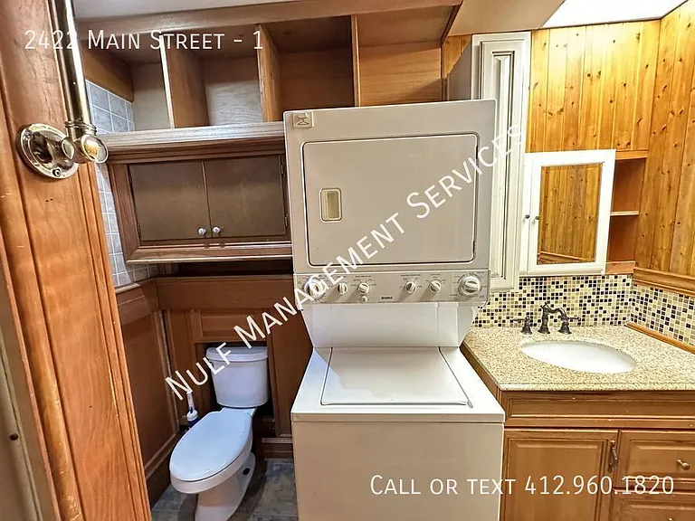 2422 Main St #1 — Photo 6