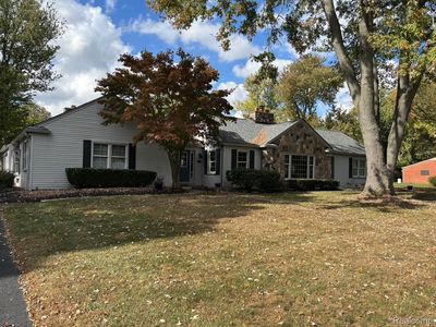 23607 Longacre St, Farmington, MI, 48335
