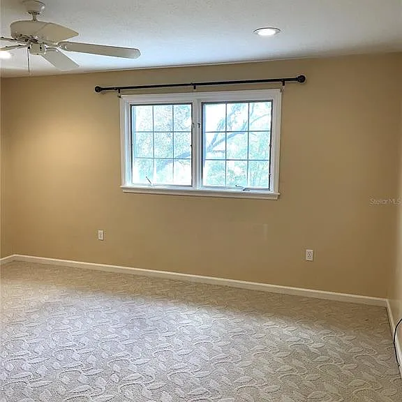 6604 Crescent Lake Dr — Photo 44