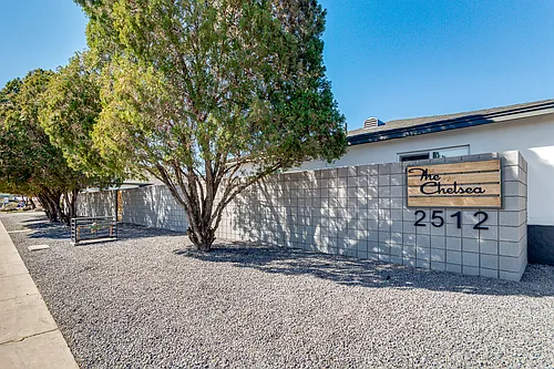 2512 E Thomas Rd #1 Photo 1