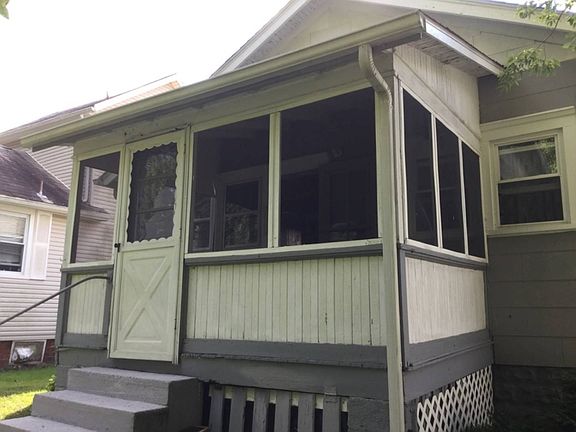 3rd image of 658 Spangler Dr