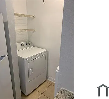 2929 Winkler Ave #1018 — Photo 22