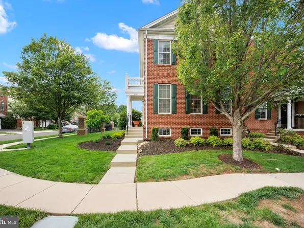 3040 Dorchester St E, Furlong, PA 18925