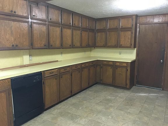 Spacious kitchen with plenty of cabinet space.