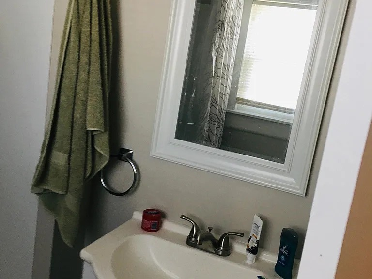 256 Laurel St #2 — Photo 11