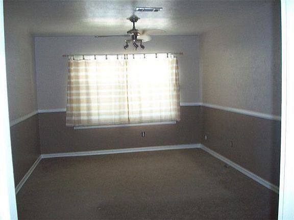 4th image of 1339 Main Ave