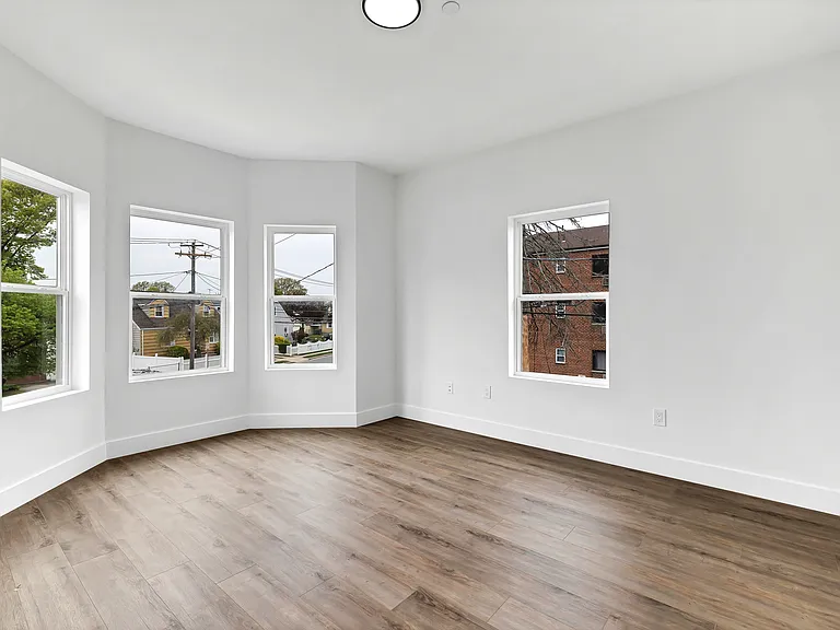 533 Greenwich St #3D — Photo 8