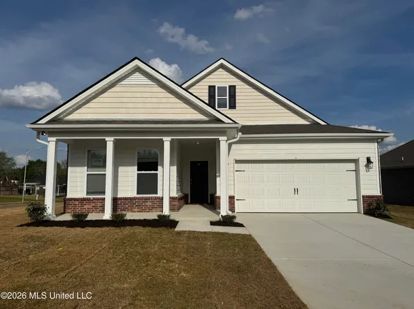 74 Spirit Dance Dr, Byhalia, MS 38611