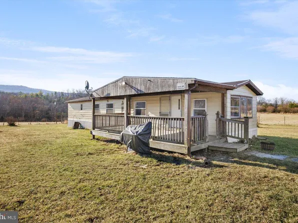 244 Muddy Rd, Augusta, WV 26704