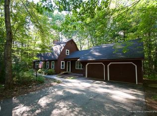 2 Lantern Ln, Camden, ME 04843