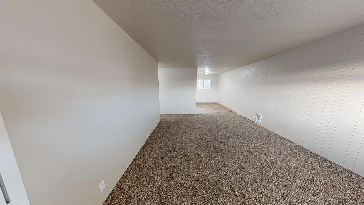 2 bed, $1,150 — Photo 2