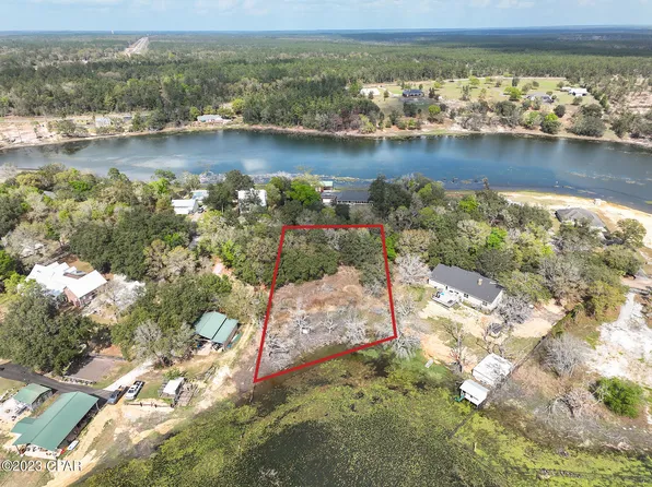 5203 Pine Ridge Dr, Chipley, FL 32428