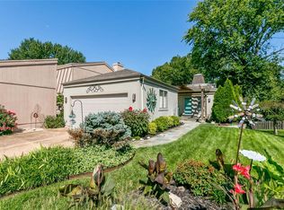 1613 Award Dr, Ballwin, MO