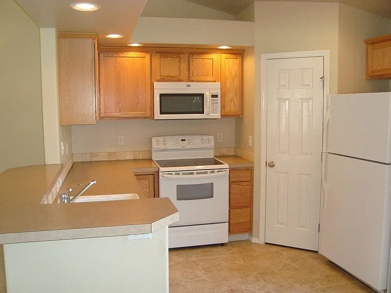 5107 Weston Ave — Photo 4
