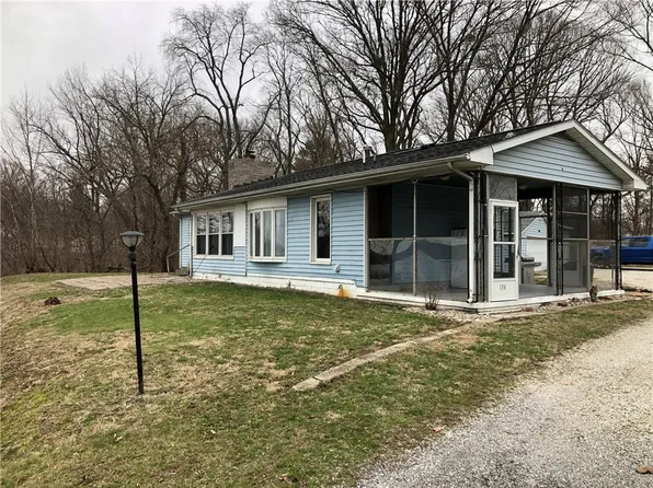 134 Sportsman Club Rd, Danville, IL 61832