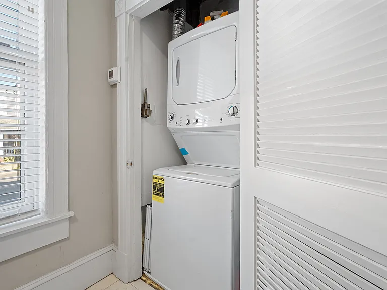 232 N 32nd St #1 — Photo 27