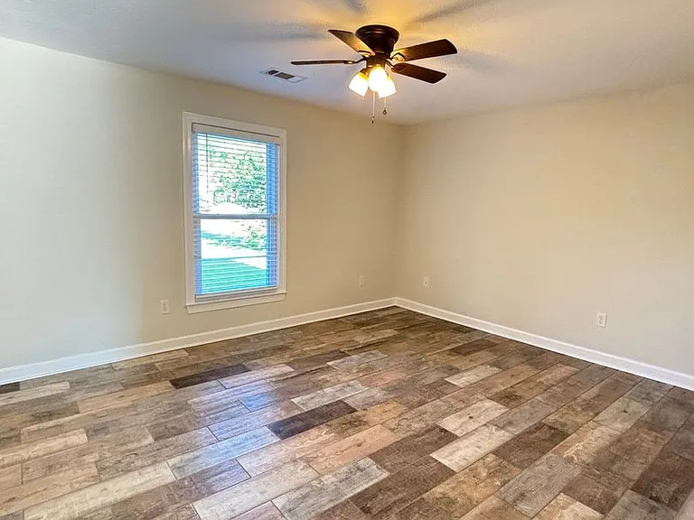 990 Eagle Ridge Cv — Photo 29