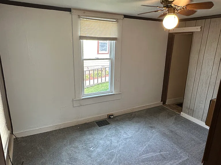 812 Roosevelt Ave — Photo 6