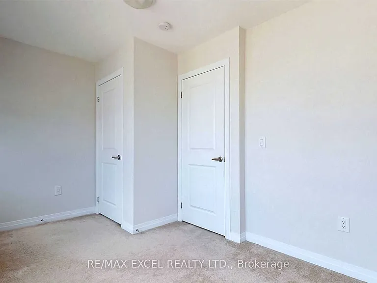 33 Thomas Mulholland Dr — Photo 16