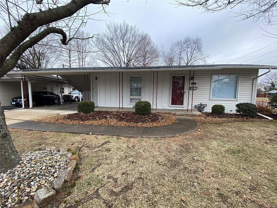 1st image of 3041 Ash Ave