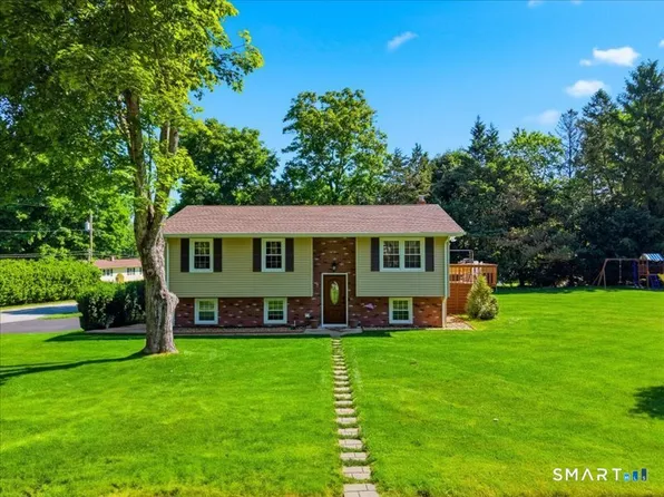 7 Cherry Lane, Bozrah, CT 06334