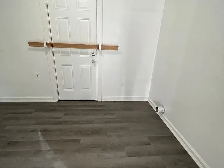 2541 E Bennett St — Photo 9