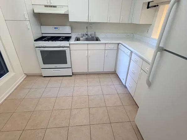 10248 Iron Mill Rd, North Chesterfield, VA 23235