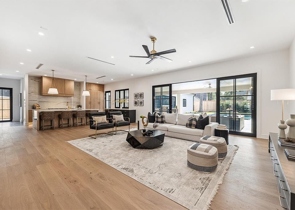 1st image of 354 Westminster Drive