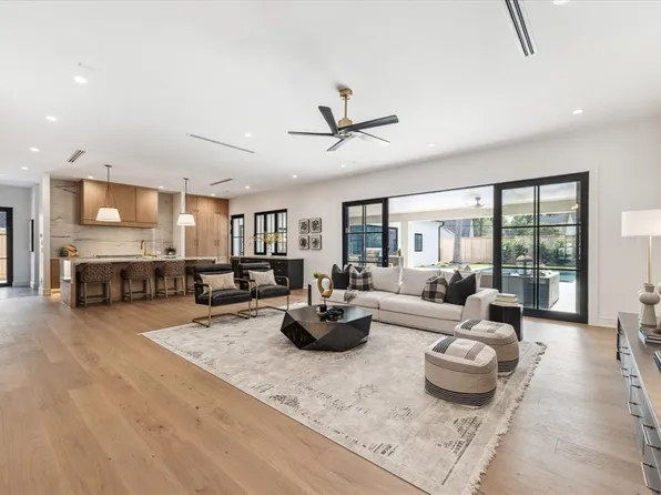 354 Westminster Drive, Houston, TX 77024