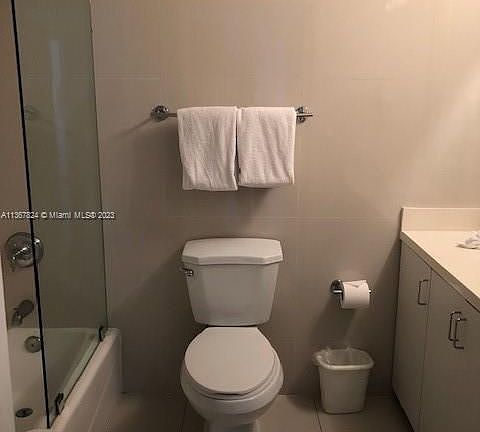 4th image of 185 SE 14th Ter APT 2211
