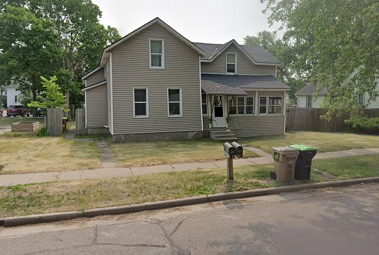 541 Putnam St — Photo 11