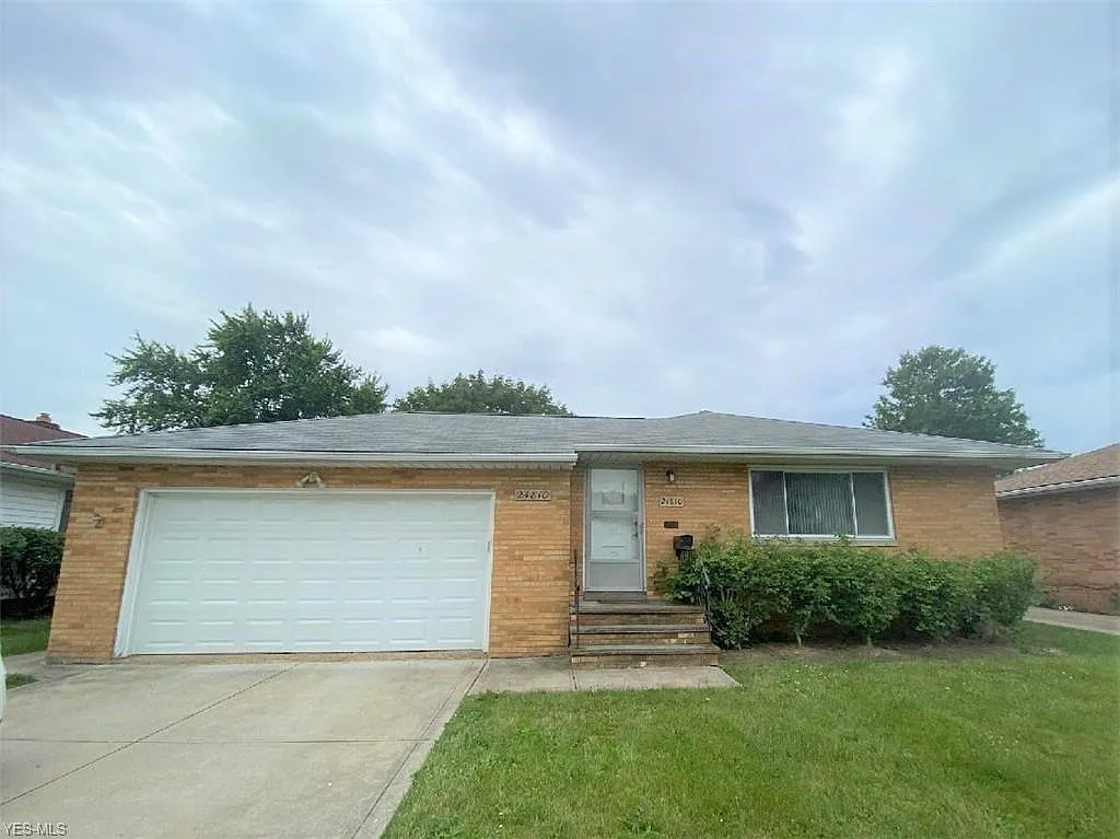 24810 Picone Ln photo 1