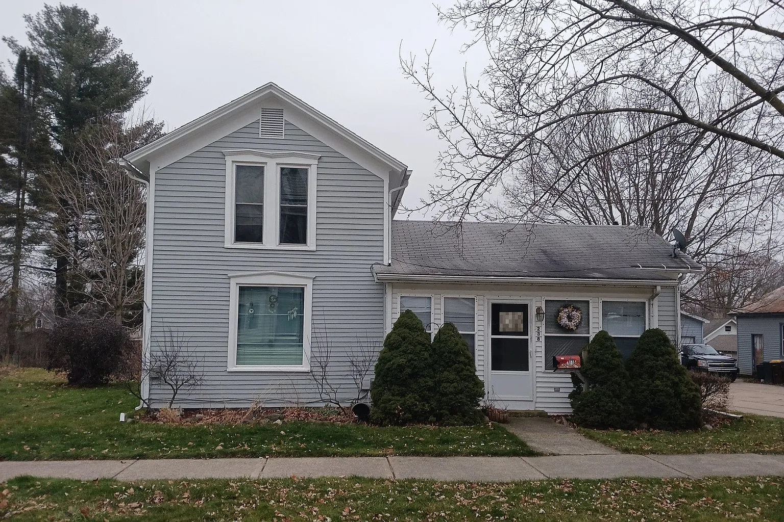 238 Quarterline St photo 1