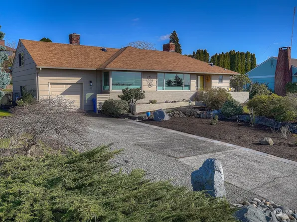 1261 S Fernside Drive, Tacoma, WA 98465