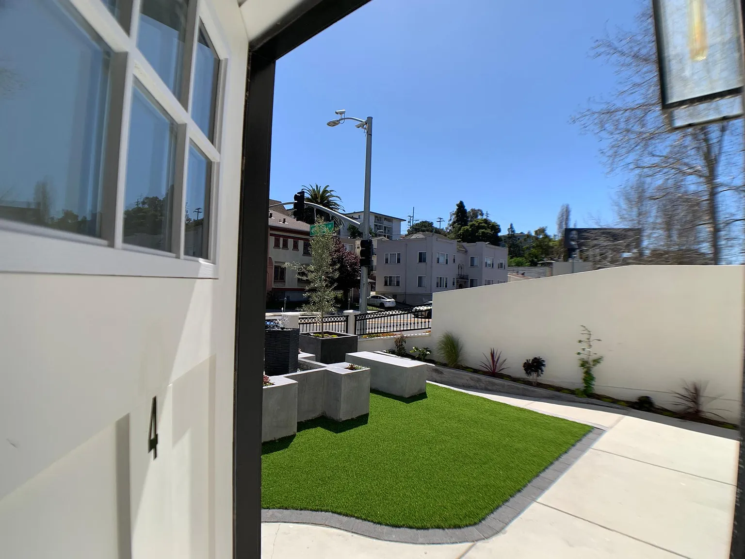 2127 Park Blvd — Photo 2