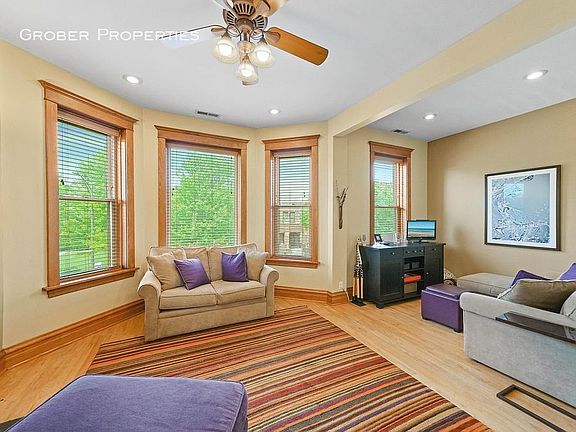 5th image of 2711 N Kimball Ave #2