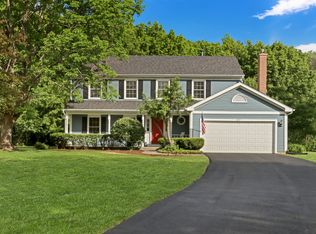 827 Hartford Dr, Gurnee, IL 60031